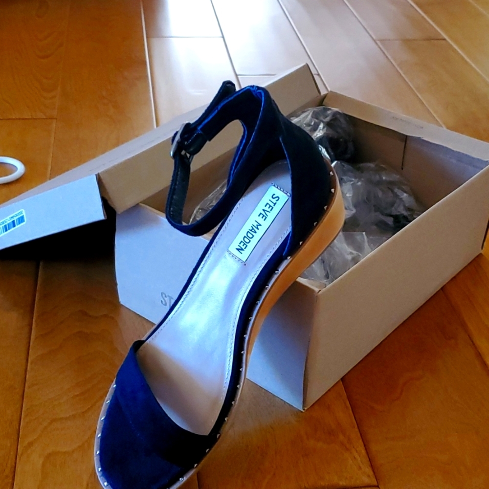 Steve Madden Sandles